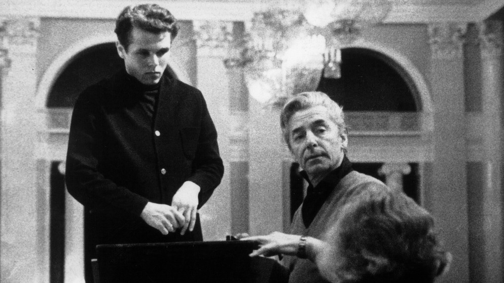 fotoalbum-familie-jansons-104__h-558_v-img__16__9__xl_w-994_-e1d284d92729d9396a907e303225e0f2d9fa53b4