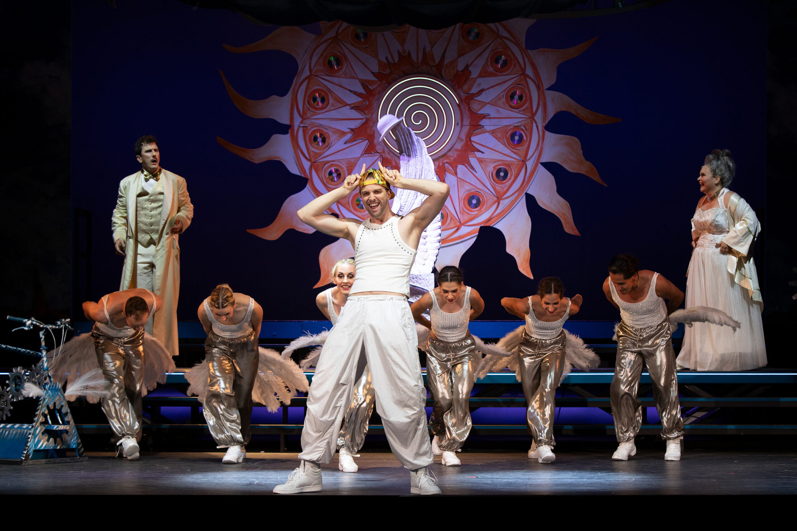 Lukas Karzel & Martin Achrainer & Eva Schneidereit & Tanzensemble by Foto Hofer (www.fotohofer.at)